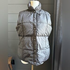 Lands' End Women's Gray/Charcoal Snap front Quilted Puffer Vest Size Small